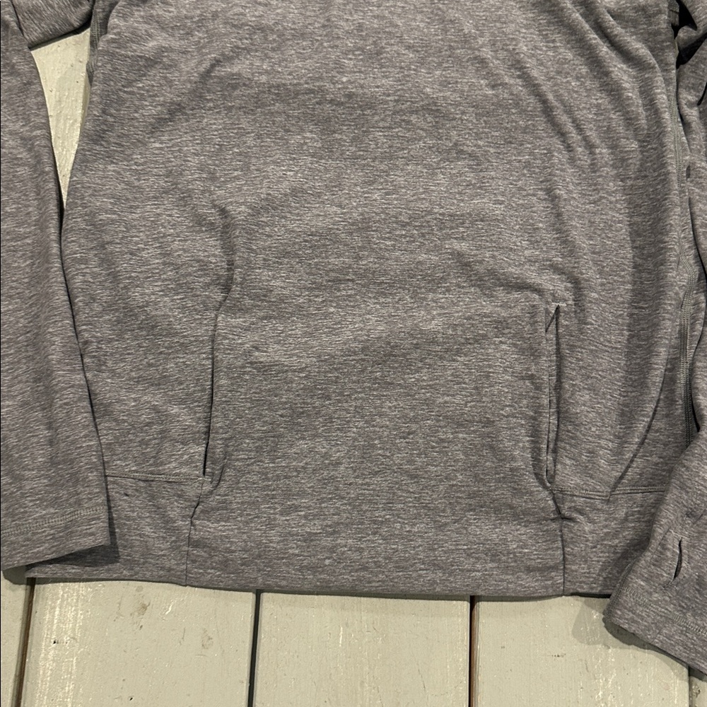 Lululemon Make A Move Long Sleeve Womens sz 4 perfect! Front pockets! - Picture 2 of 5